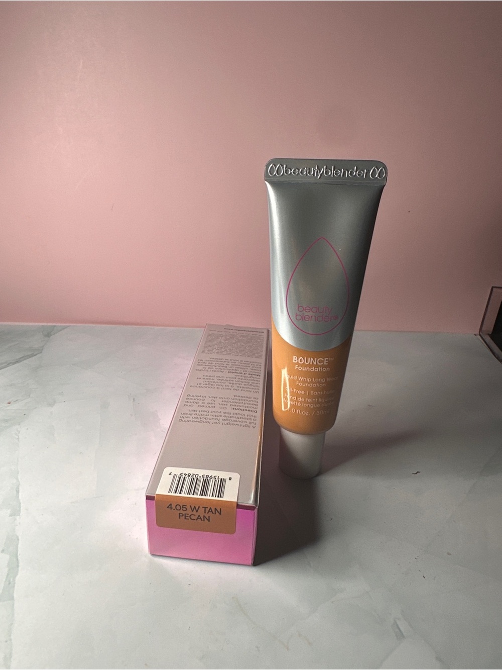 beautyblender Bounce Liquid Whip Foundation 4.05W - Tan